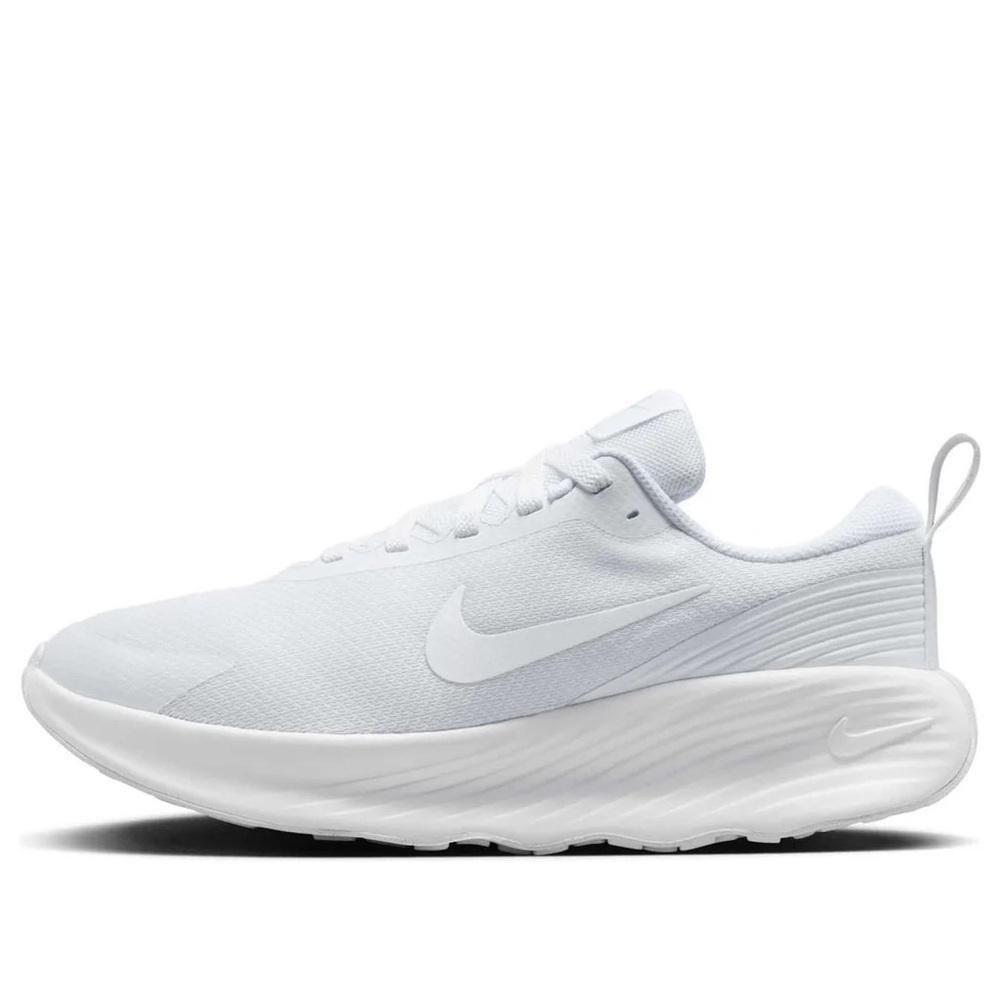 6.5 Women’s Nike Promina Classic White Running Shoes Comfortable and Pretty!
